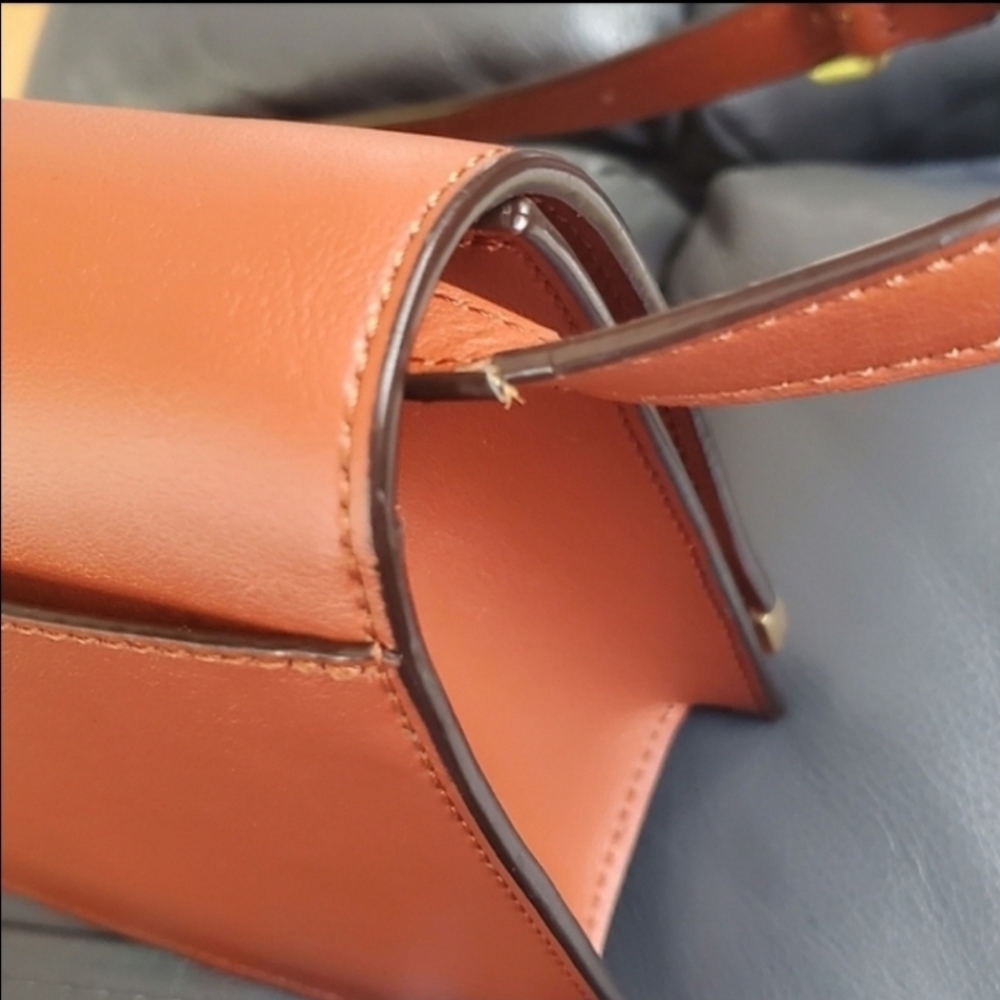 Donna Karan Orange Rust & Gold Crossbody Snap Closure Purse Shoulder Bag Casual - Picture 8 of 8
